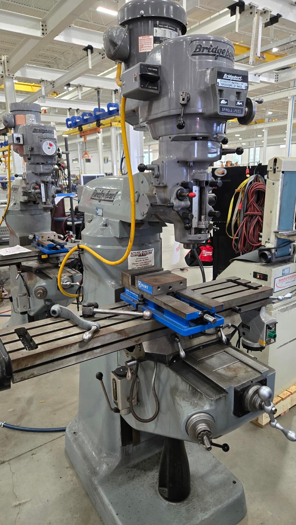 Bridgeport Series 1 Vertical Knee Mill
